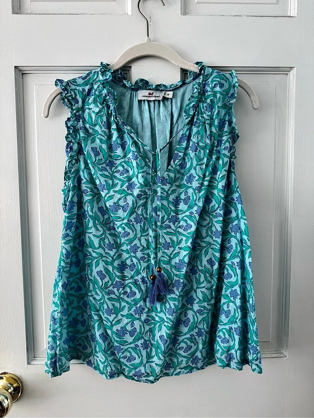 vineyard vines Floral Ruffle Blouse in Blue & Green Size XS